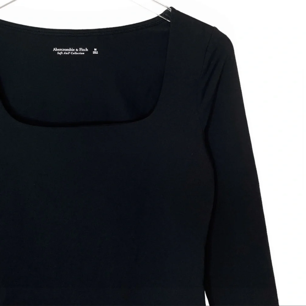 Abercrombie & Fitch Long Sleeve Bodysuit | Black | Medium - Picture 7 of 9